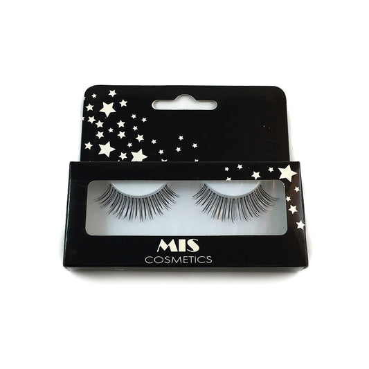 False eyelashes